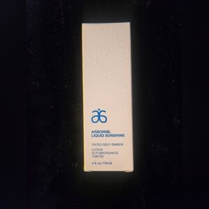 Arbonne liquid sunshine tinted self tanner